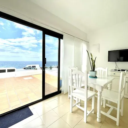 Βίλα With Sea Views, Wifi, Direct Access To The Beach In Charco del Palo