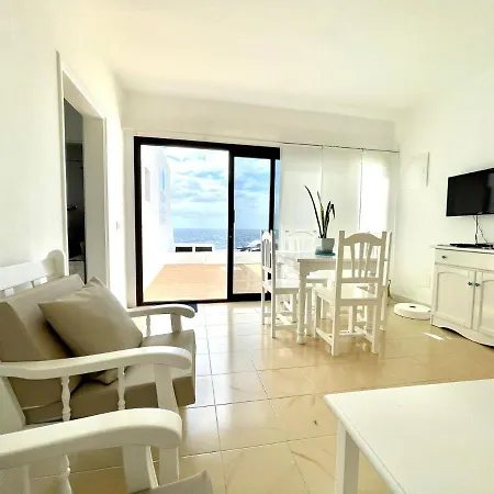 With Sea Views, Wifi, Direct Access To The Beach In Βίλα Charco del Palo