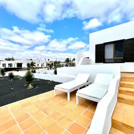 With Sea Views, Wifi, Direct Access To The Beach In * Charco del Palo