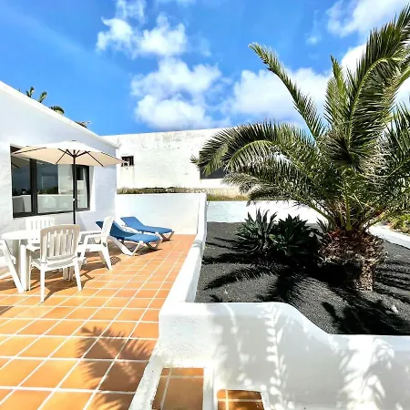 With Sea Views, Wifi, Direct Access To The Beach In * צ'ארקו דל פאלו